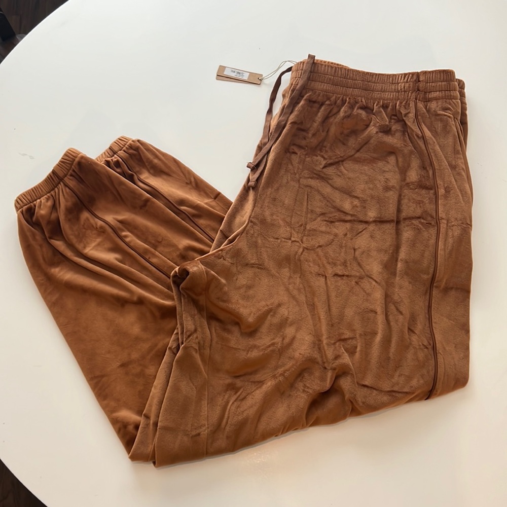 SKIMS joggers